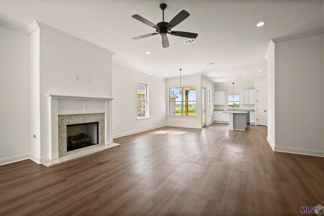 3247 Creekmere Ln, Baton Rouge, LA 70810