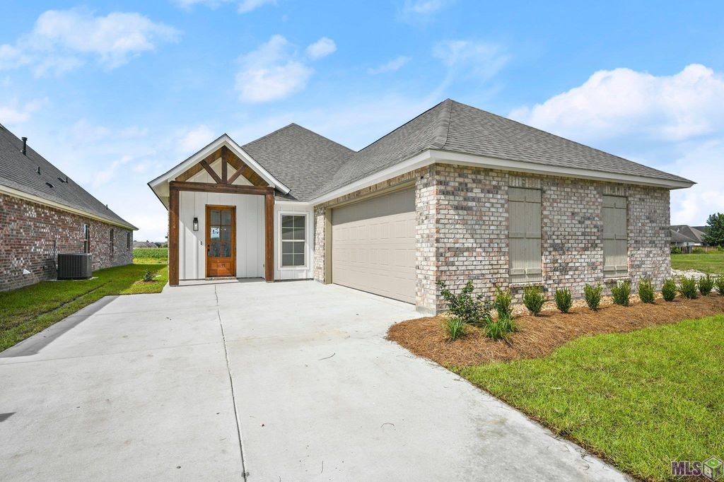 3247 Creekmere Ln, Baton Rouge, LA 70810