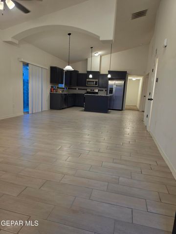 14764 JACK WHITE Avenue, El Paso, TX 79938