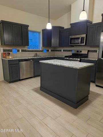14764 JACK WHITE Avenue, El Paso, TX 79938