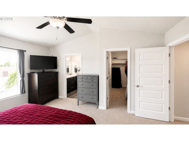 190 KINDRE St, St Helens, OR 97051