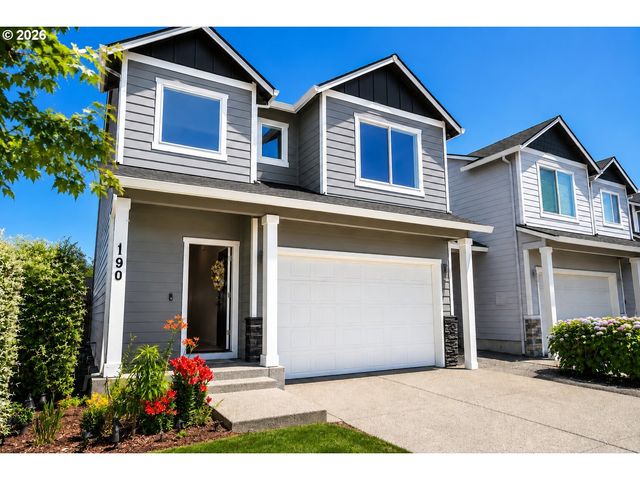 190 KINDRE St, St Helens, OR 97051