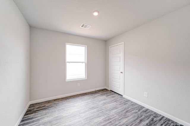 307 Victory Drive, Mabank, TX 75147