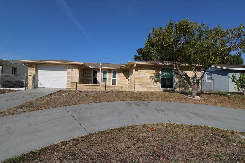 7825 BIRCHWOOD DRIVE, Port Richey, FL 34668