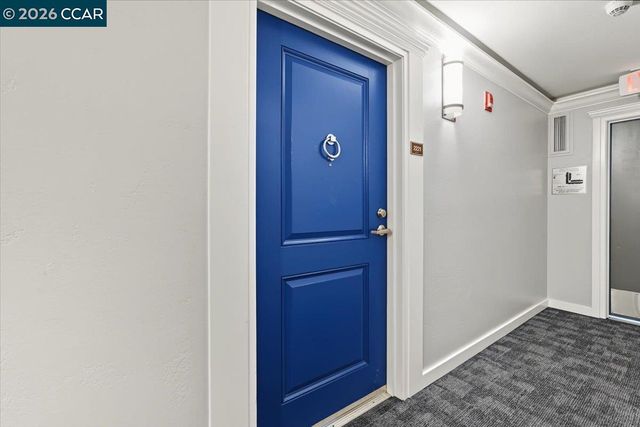 6400 Christie Ave 2221, Emeryville, CA 94608