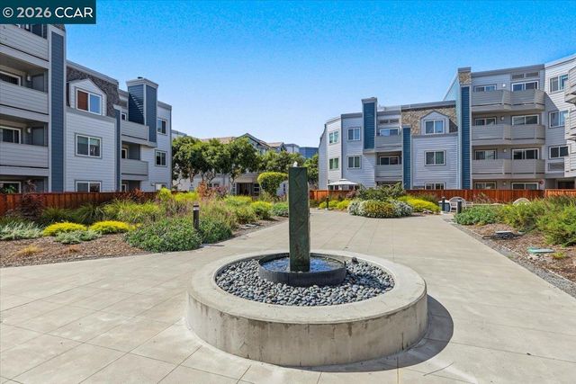 6400 Christie Ave 2221, Emeryville, CA 94608