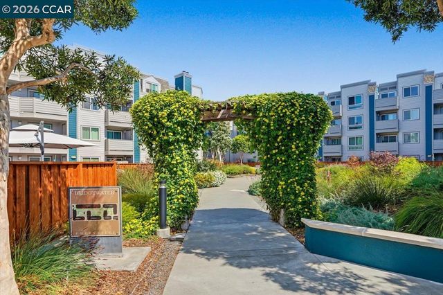 6400 Christie Ave 2221, Emeryville, CA 94608