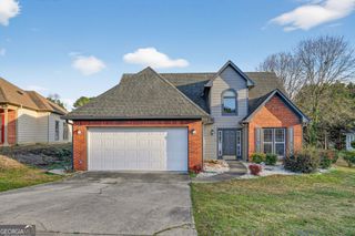 7700 Lakeshore Court, Riverdale, GA 30296