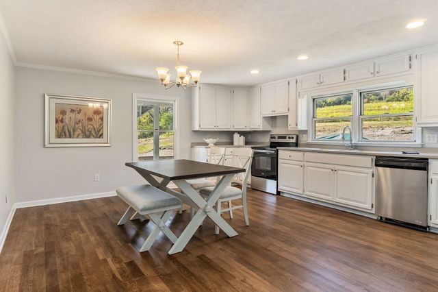 584 Lancaster Hwy, Hickman, TN 38567