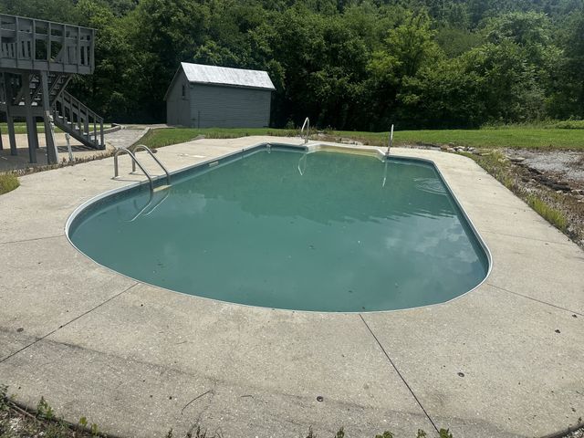 584 Lancaster Hwy, Hickman, TN 38567