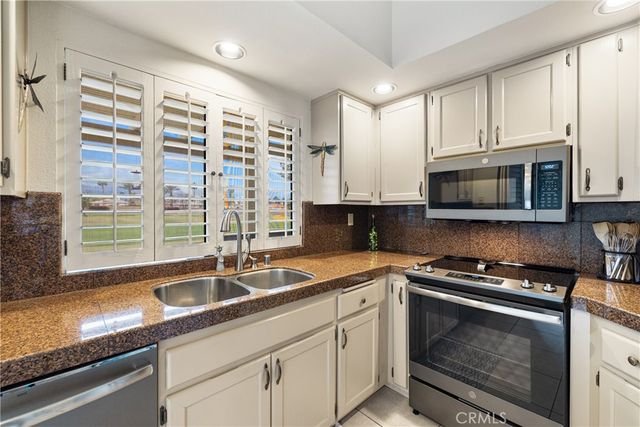 41497 Princeville Lane, Palm Desert, CA 92211