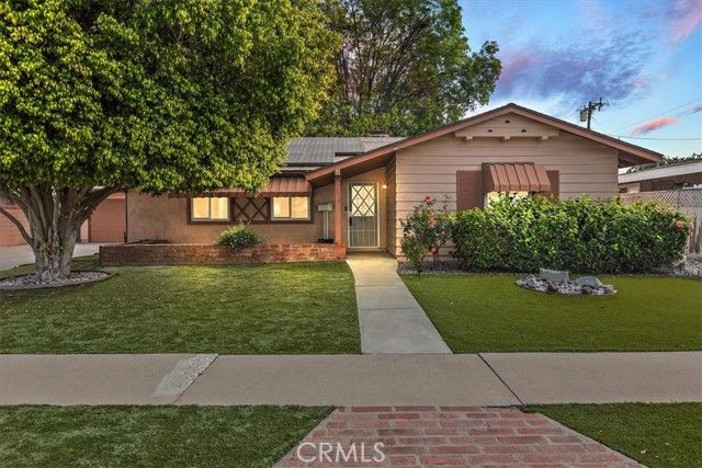 566 S Hepner, Covina, CA 91723