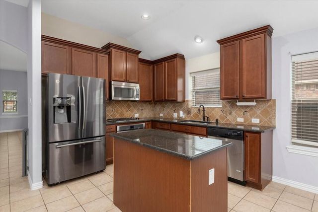 11619 Beckton Cypress Drive, Tomball, TX 77377