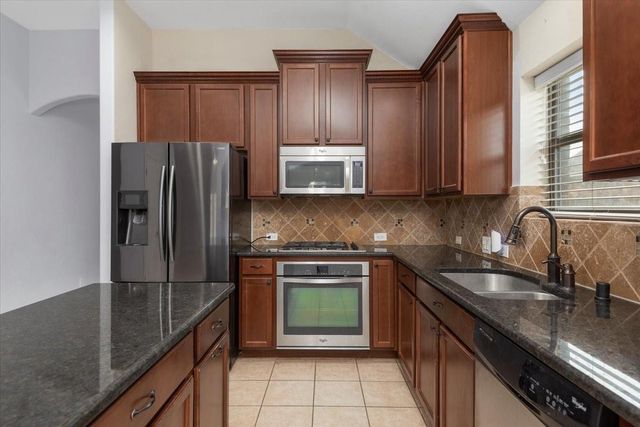 11619 Beckton Cypress Drive, Tomball, TX 77377