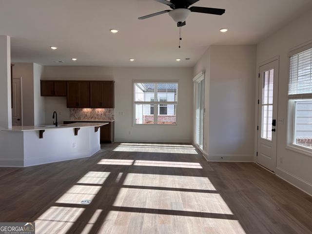 21 Thomaston Street 5, Newnan, GA 30263