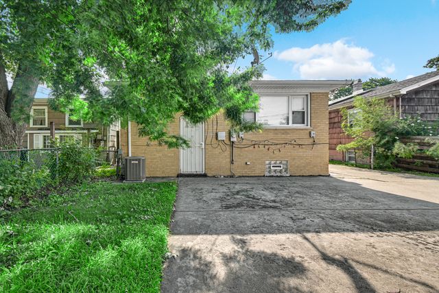 446 Greenbay Avenue, Calumet City, IL 60409