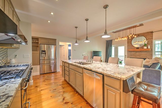 77 Denali Drive, Clayton, GA 30525