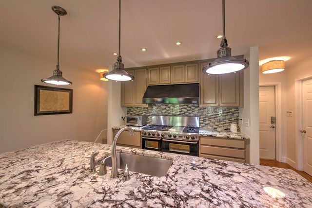 77 Denali Drive, Clayton, GA 30525