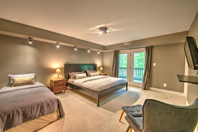 77 Denali Drive, Clayton, GA 30525