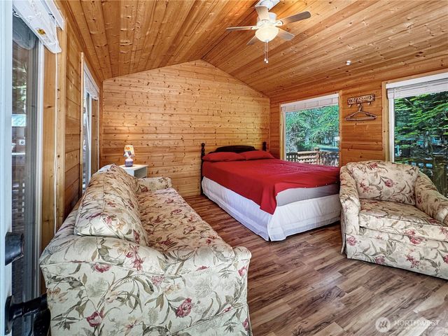 128 1 Jasper Trail, Deming, WA 98244