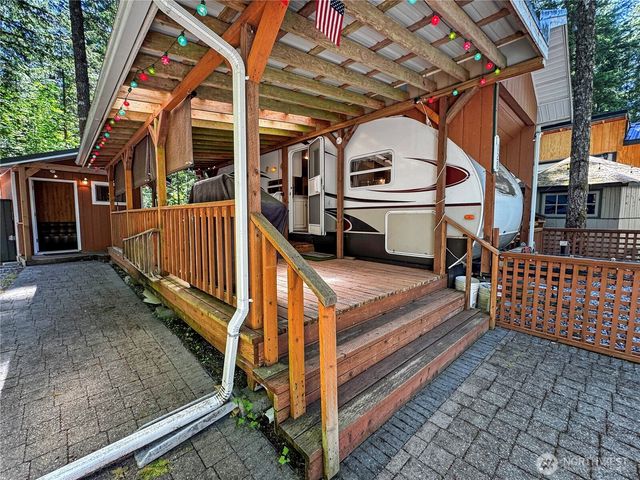 128 1 Jasper Trail, Deming, WA 98244