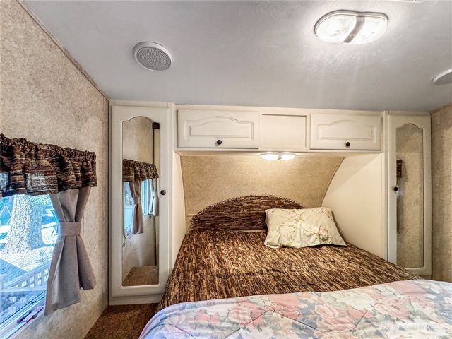 128 1 Jasper Trail, Deming, WA 98244