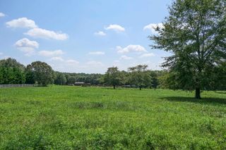 747 Bumblebee Lane, Wellford, SC 29385