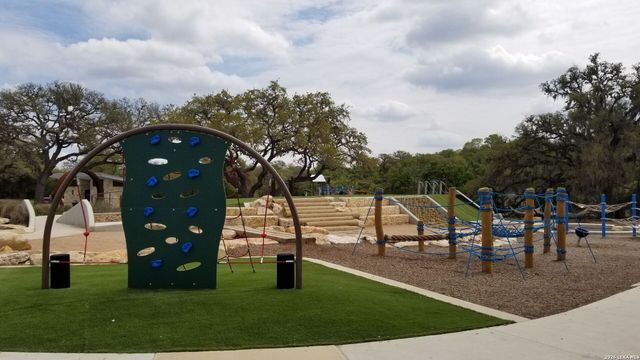 32141 Giant Oak, Bulverde, TX 78163