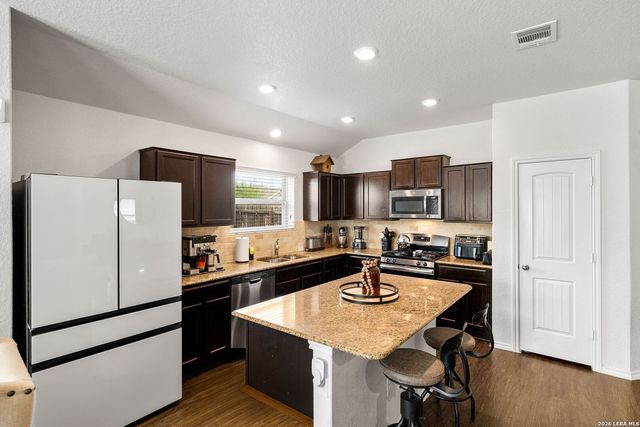 32141 Giant Oak, Bulverde, TX 78163