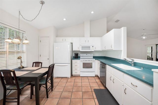 1047 NW 41ST DRIVE, Gainesville, FL 32605