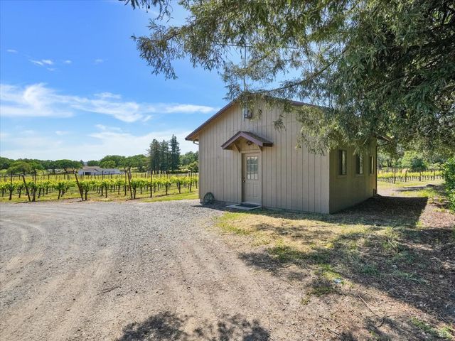 6410 Bennett Valley Rd, Santa Rosa, CA 95404