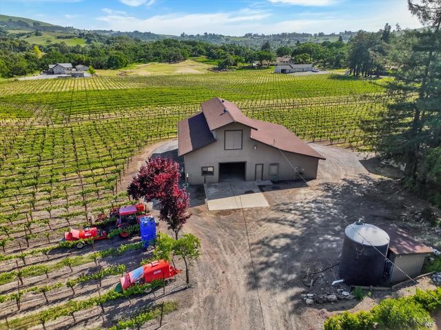 6410 Bennett Valley Rd, Santa Rosa, CA 95404
