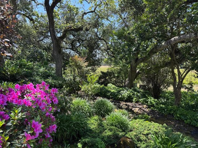 6410 Bennett Valley Rd, Santa Rosa, CA 95404