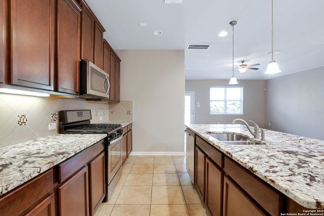 6611 Willow Farm, San Antonio, TX 78249