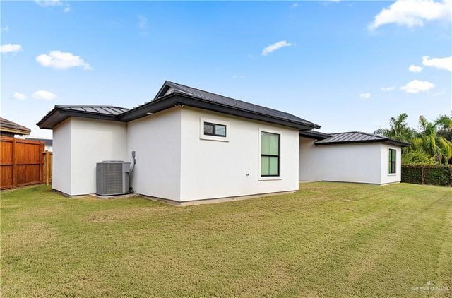 2604 Cottonwood Street, Mission, TX 78574