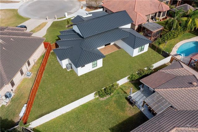 2604 Cottonwood Street, Mission, TX 78574