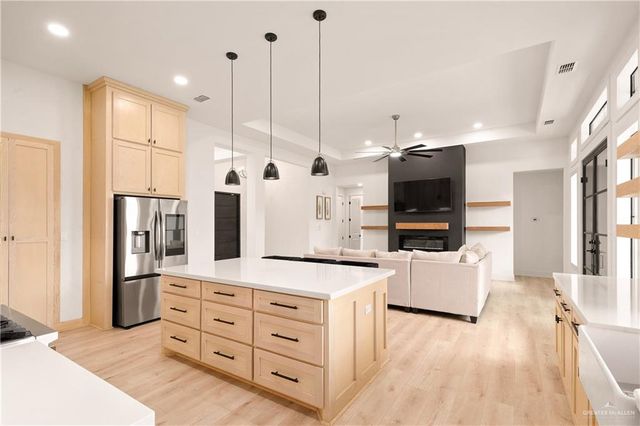 2604 Cottonwood Street, Mission, TX 78574