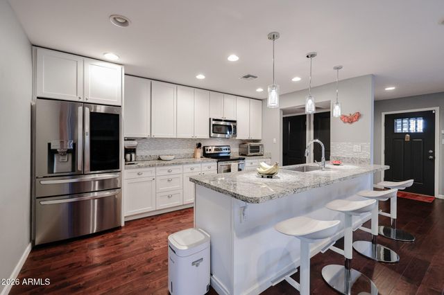 410 W FLOWER Street, Phoenix, AZ 85013