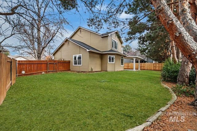 1877 S Rustic Mill Pl, Boise, ID 83709