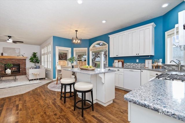 1877 S Rustic Mill Pl, Boise, ID 83709