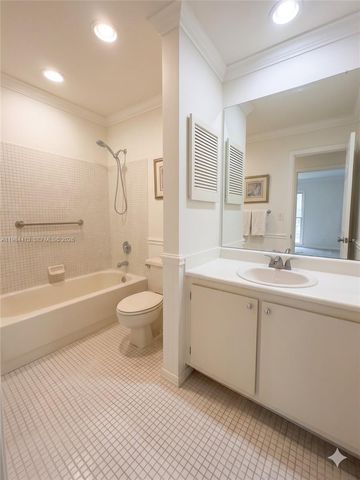 15500 Lakes Of Delray Blvd 207, Delray Beach, FL 33484