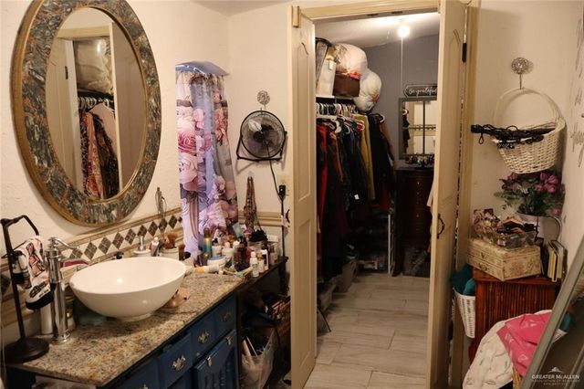 306 E Martin Avenue, Rio Grande City, TX 78582