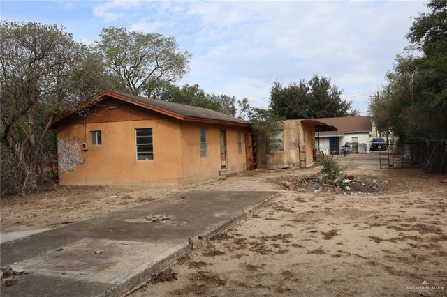 306 E Martin Avenue, Rio Grande City, TX 78582