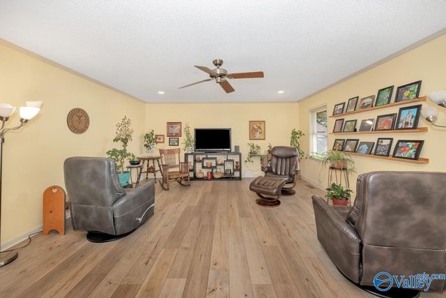 156 County Lake Road, New Market, AL 35761