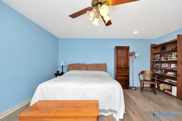 156 County Lake Road, New Market, AL 35761