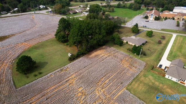 156 County Lake Road, New Market, AL 35761