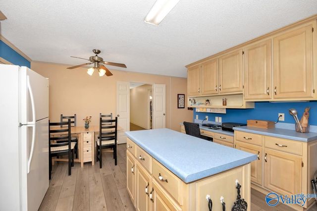 156 County Lake Road, New Market, AL 35761