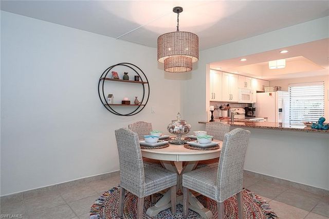 135 Cypress WAY E C, Naples, FL 34110