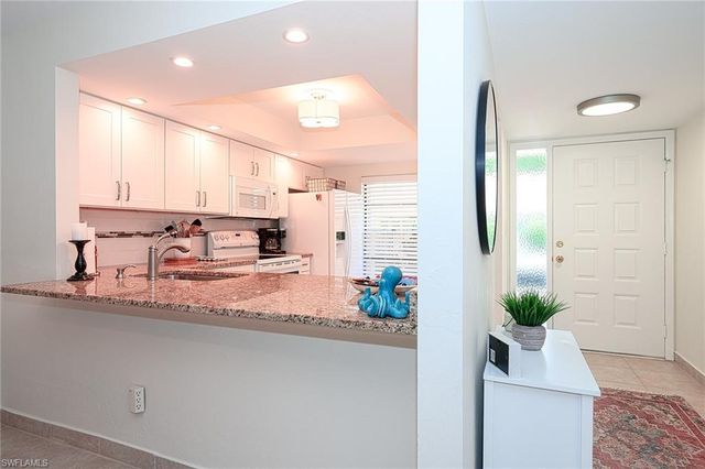 135 Cypress WAY E C, Naples, FL 34110