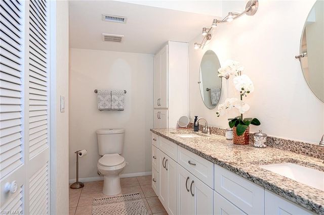 135 Cypress WAY E C, Naples, FL 34110